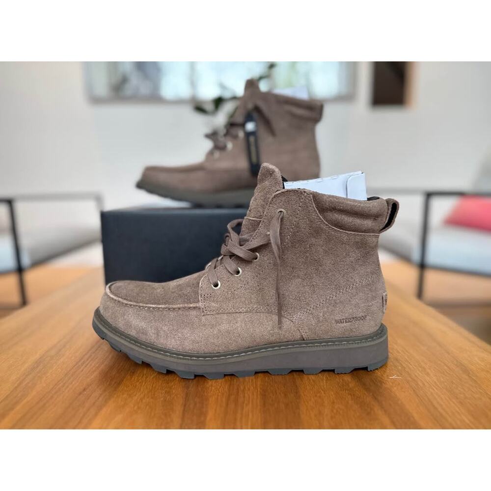 Sorel Waterproof Boots Men’s Size 10